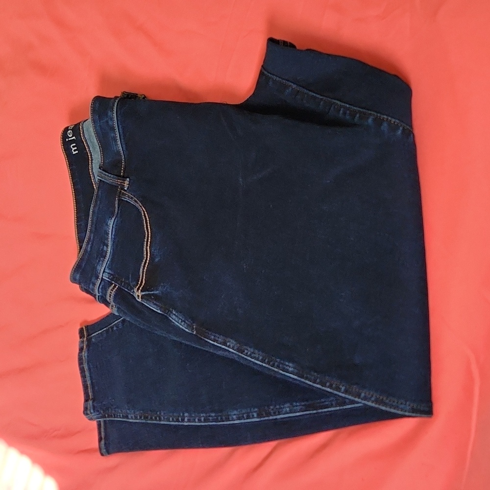 NWT Maurices Jeggings, Vintage Mid-Rise, Dark Wash, size 18W